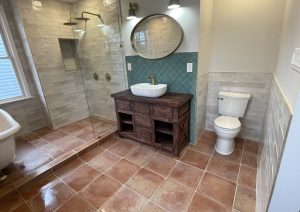 Renovated bedroom and bathroom by JL Home Builders, photo 1
