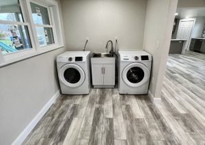 Whole home renovation with open kitchen by JL Home Builders, photo 20